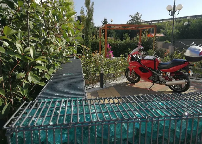 Cristiano 招待所 科森扎